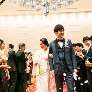 ル・ミディ ひらまつ 祝福のフラワーシャワー