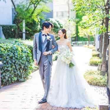 ル・ミディ ひらまつ 街路樹の緑が豊かな西梅田エリア