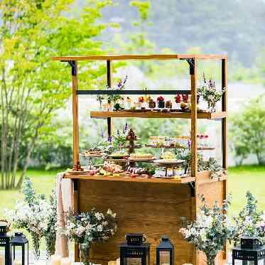 Belle la Coeur(ベル ラ クール) ワゴンをセットすればパーティ空間に…。那須高原の心地よい空間でスイーツビュッフェ