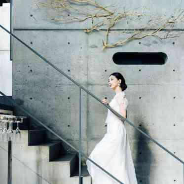 お気に入りのアイテムが詰まった会場は、まるでふたりのモダンミュージアム。