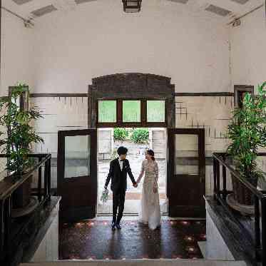 神戸迎賓館　旧西尾邸 大理石のエントランスから結婚式への期待が高まる