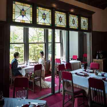 神戸迎賓館 旧西尾邸 寛ぎの待合スペースも当時の設えが残る