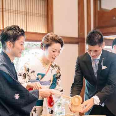 和装で和演出も人気