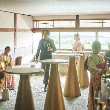 FUNATSURU KYOTO KAMOGAWA RESORT(鮒鶴京都鴨川リゾート) 古き佳きとモダンが美しく調和する空間