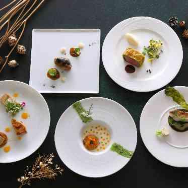 FUNATSURU KYOTO KAMOGAWA RESORT(鮒鶴京都鴨川リゾート) .