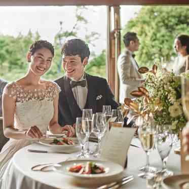 THE SODOH HIGASHIYAMA KYOTO(ザ ソウドウ 東山京都)  明るい会場ではより一層会話が弾む