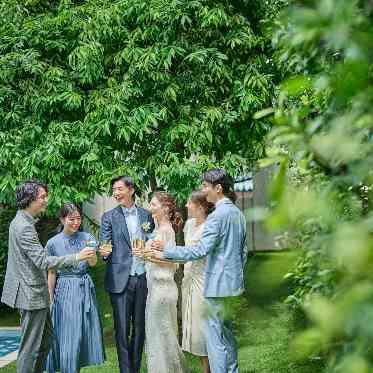 グランドプリンスホテル大阪ベイ ゲストと緑溢れる空間で歓談写真タイム