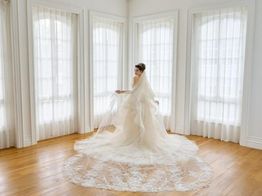 グランドプリンスホテル大阪ベイ ドレス・衣装の写真2