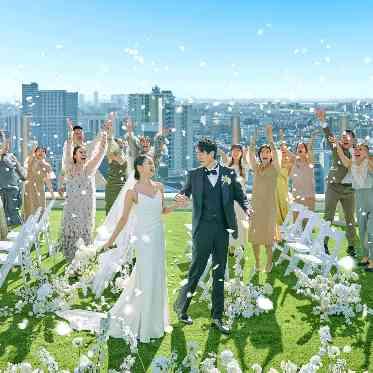 THE MARK GRAND HOTEL ガーデンフラワーシャワー