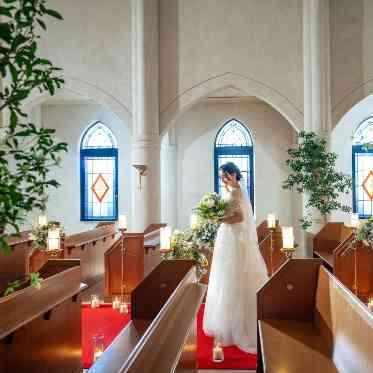 ベルクラシック大阪 長いバージンロードも魅力