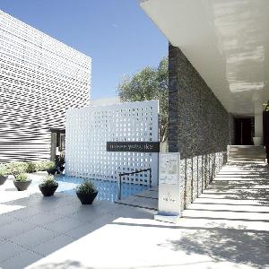 musee yotsuike(ミュゼ四ツ池) まるで美術館のようなスタイリッシュな外観