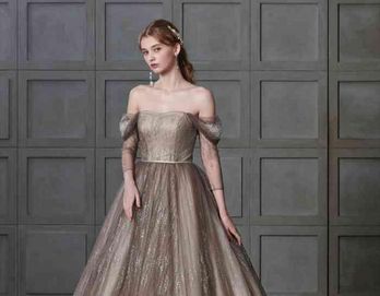 パラシオ・デ・ビアナ ベル・カーサ ドレス・衣装の写真3