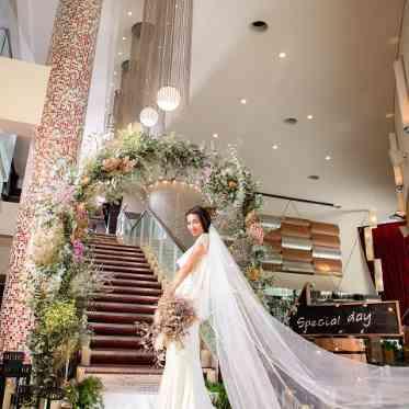 WOLFGANG・PUCK(ウルフギャング・パック) 階段からの入場