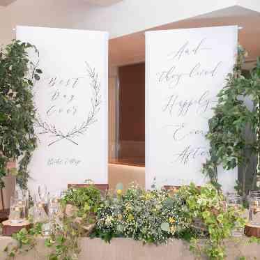 WOLFGANG・PUCK(ウルフギャング・パック) タペストリーを立てると
メインテーブルが印象的になります