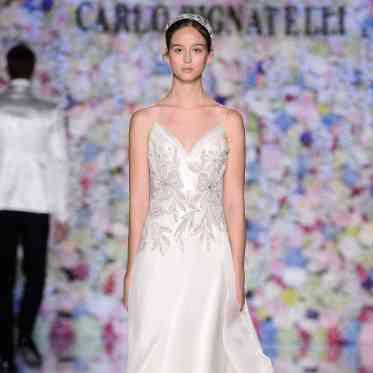 WOLFGANG・PUCK(ウルフギャング・パック) アクセサリー等の小物類が衣裳金額に含まれているので安心。