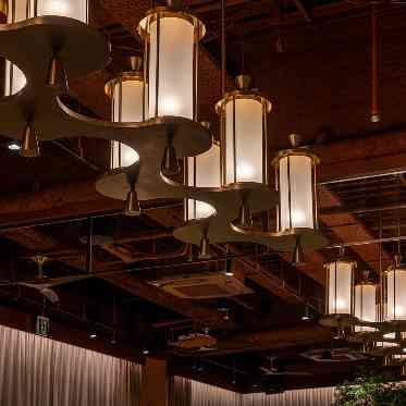 recipe(レシピ) こだわりのライトも映える