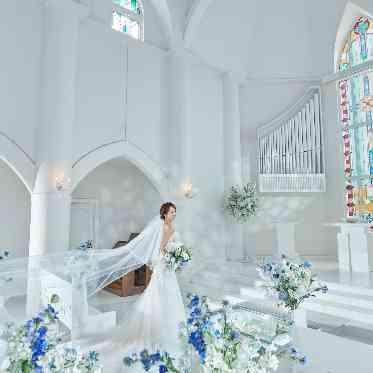 CELESTE（セレスト） 光に包まれる、純白の花嫁姿