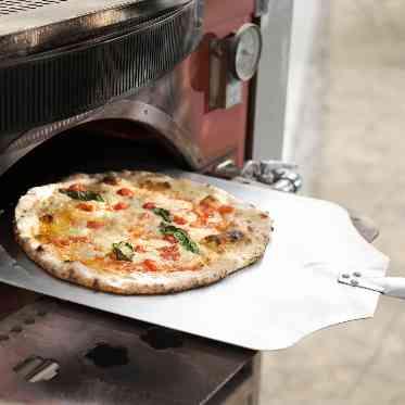 ルシアスガーデン 用意されたおもてなし料理を、ゲストと一緒に楽しんで♪