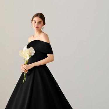 ルシアスガーデン 運命の1着を見つけて