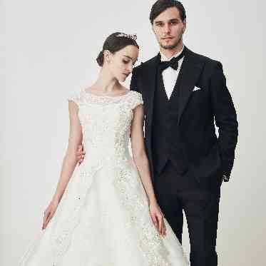 ルシアスガーデン 運命の1着を見つけて