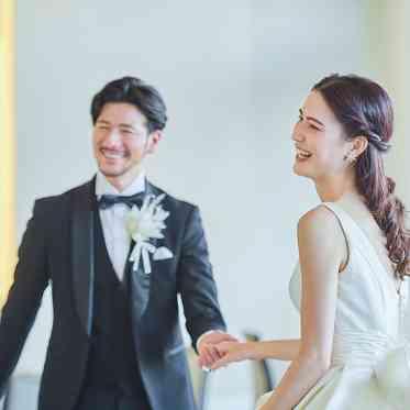 ザ・リバーサイドテラス広島ツリーズスクエア 最新プロジェクションマッピングを備えたサプライズ感溢れる披露宴