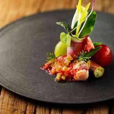 ザ・リバーサイドテラス広島ツリーズスクエア 日本料理の要素を取り入れた親しみやすい味わい