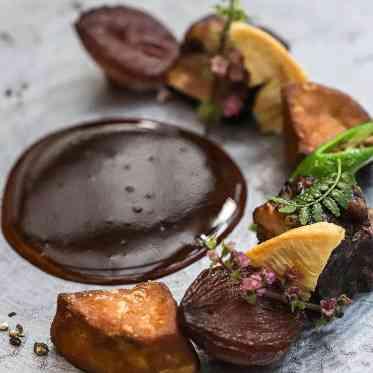 ホテルモントレ銀座 国産牛ホホ肉のラグー