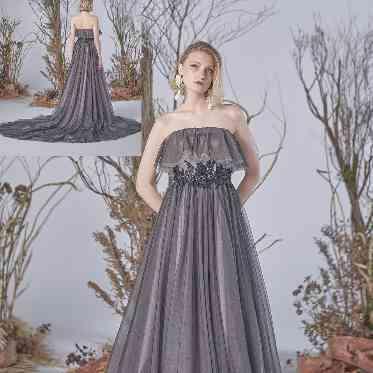 ホテルモントレ銀座 ブラックドレスも多数用意