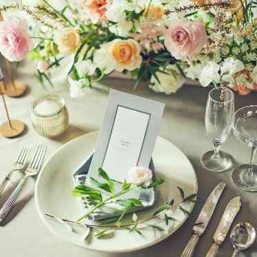 St. ヴァレンタイン福山/FIVESTAR WEDDING 披露宴会場の雰囲気はテーブルコーディネートでアレンジして。