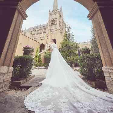 St.ヴァレンタイン福山 セントラルガーデンで花嫁フォト☆ヨーロッパの花嫁を思わすビジュアル。