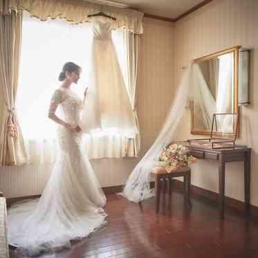 St. ヴァレンタイン福山/FIVESTAR WEDDING 新郎新婦様のブライズルーム。