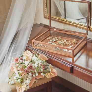 アクセサリーも選べるトータルコーディネート。