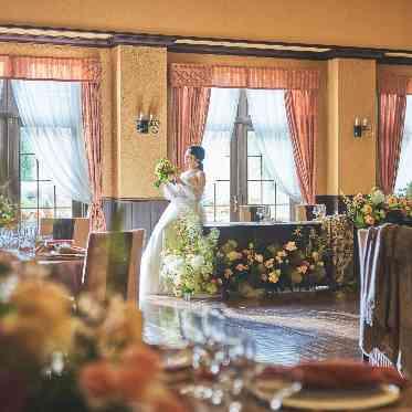 プリムローズ/FIVESTAR WEDDING イタリアンイエローが映えるプレジール