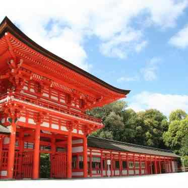 ウェスティン都ホテル京都 -平安神宮での本格的な神社式-

