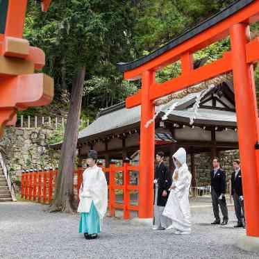 ウェスティン都ホテル京都 厳粛な花嫁行列も