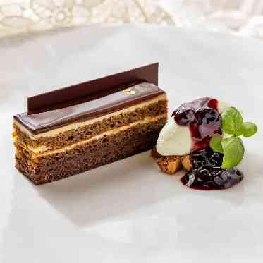 One O Five - Hilton Nagoya(ワン・オー・ファイブ ‐ ヒルトン名古屋) ゲストのことを思いながら創り上げるお二人だけのオリジナルメニュー