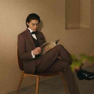 CITY CLUB OF TOKYO タキシードも充実のラインナップ