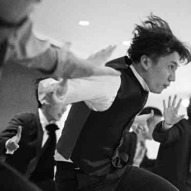 ダンスパフォーマンスでふたりらしく