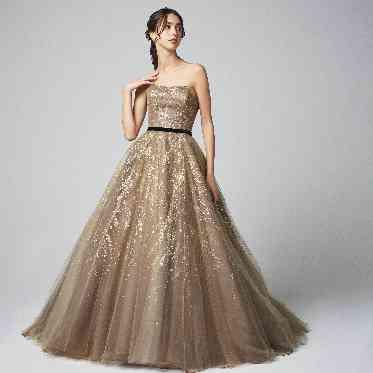 "甘くなりすぎない 大人のロマンティック“