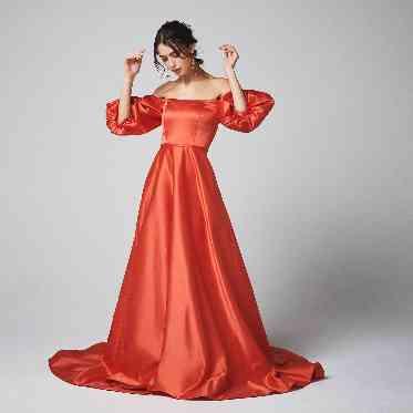 "甘くなりすぎない 大人のロマンティック“