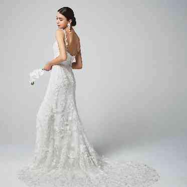 "甘くなりすぎない 大人のロマンティック“