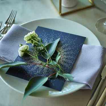 思いを結ぶ、花。