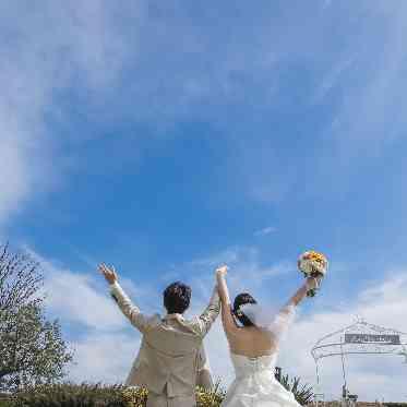 HOTEL PLAZA KOBE(ホテルプラザ神戸) 緑溢れるガーデンは当日はもちろん、前撮り撮影としても人気のスポットです!