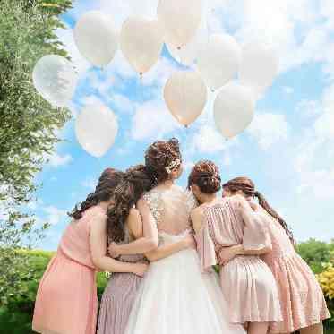 HOTEL PLAZA KOBE(ホテルプラザ神戸) 遮る物のないこのガーデンで飛ばすバルーンリリースは最高のシャッターチャンス!