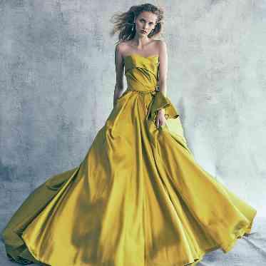 HOTEL PLAZA KOBE(ホテルプラザ神戸) 鮮やかな色も取り揃えております