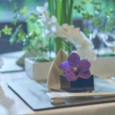 ANAインターコンチネンタルホテル東京 アートフローラル国際コンクール代表者が率いるチームが空間をプロデュース