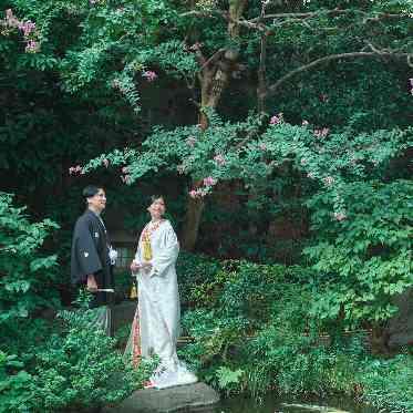 ANAインターコンチネンタルホテル東京 披露宴前後ではお庭で記念撮影