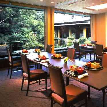 ANAインターコンチネンタルホテル東京 少人数会食用の個室も完備※流しテーブルのみのご用意