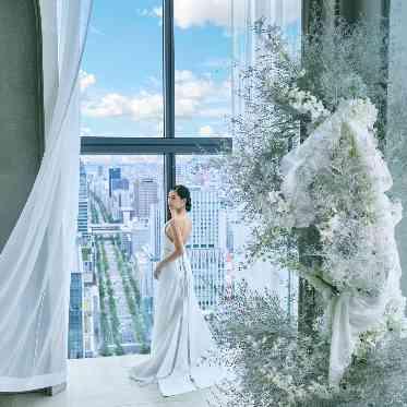 une osaka(ユヌ 大阪) 地上150mからの眺望×モダン建築