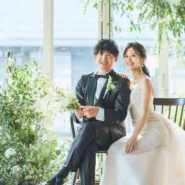 Healing Forest Garden(ヒーリング フォレスト ガーデン) 写真映え◎木の温もりと自然光を感じられる空間